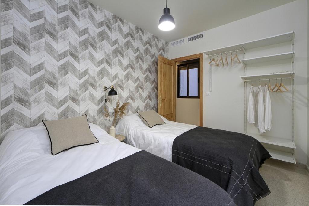 Qh San Juan De Dios Apartment Granada Ngoại thất bức ảnh