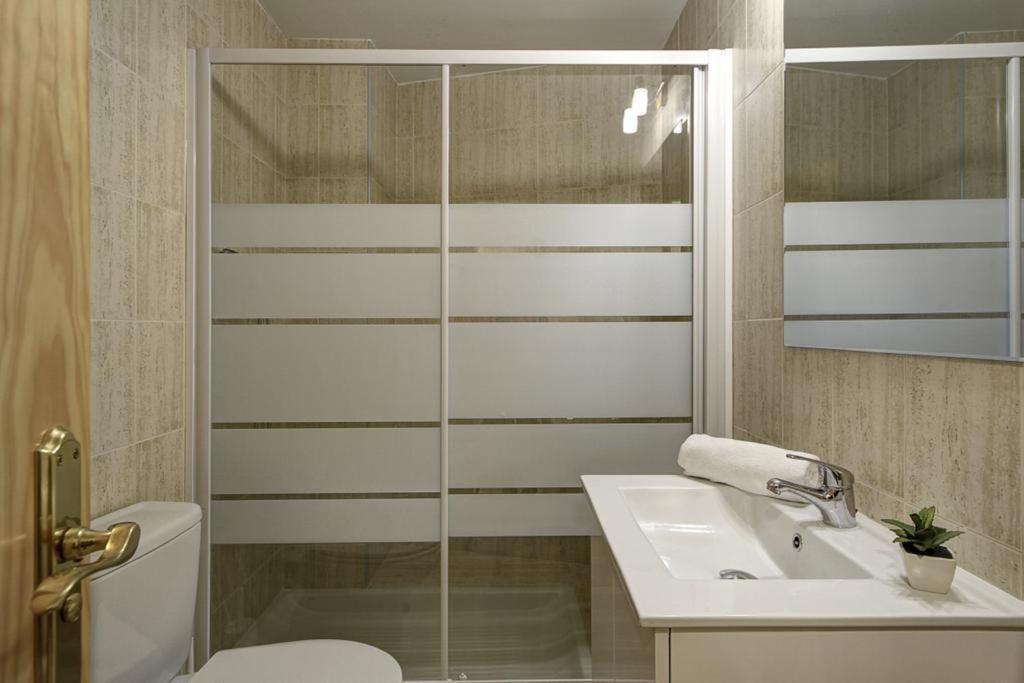Qh San Juan De Dios Apartment Granada Ngoại thất bức ảnh