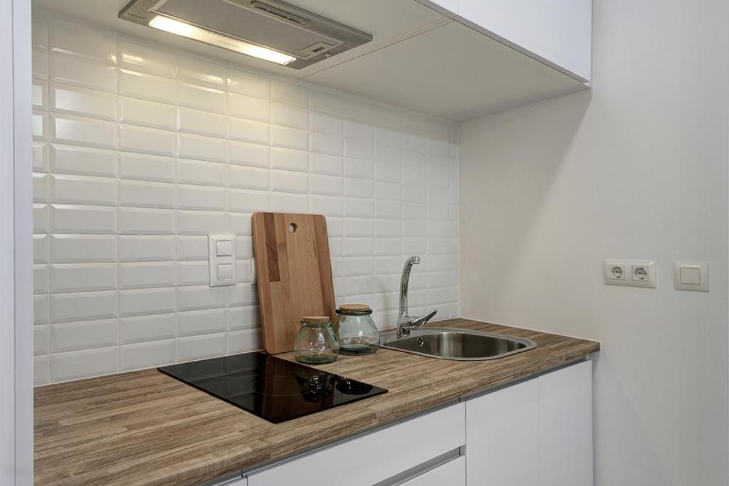 Qh San Juan De Dios Apartment Granada Ngoại thất bức ảnh
